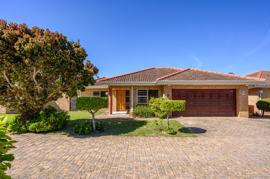 3 Bedroom Property for Sale in Summerstrand Eastern Cape